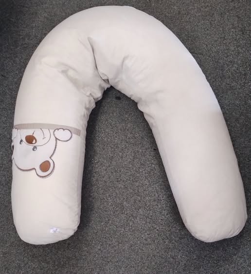 Těhotenský a kojící polštář