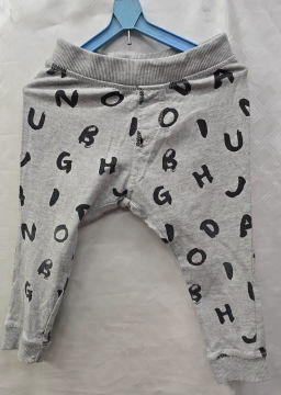 H&M tepláčky