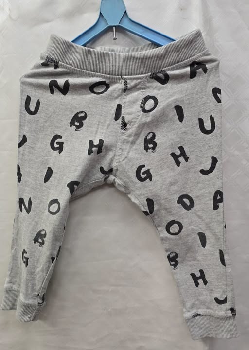 H&M tepláčky