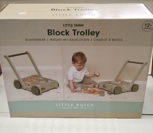 Nový dřevěný vozíček s kostkami Little Dutch