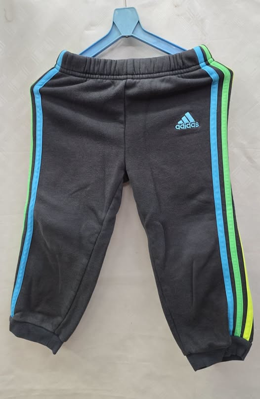 Adidas tepláčky