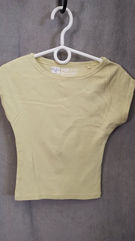 Crop top FB Sister