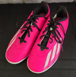 Adidas sálové boty