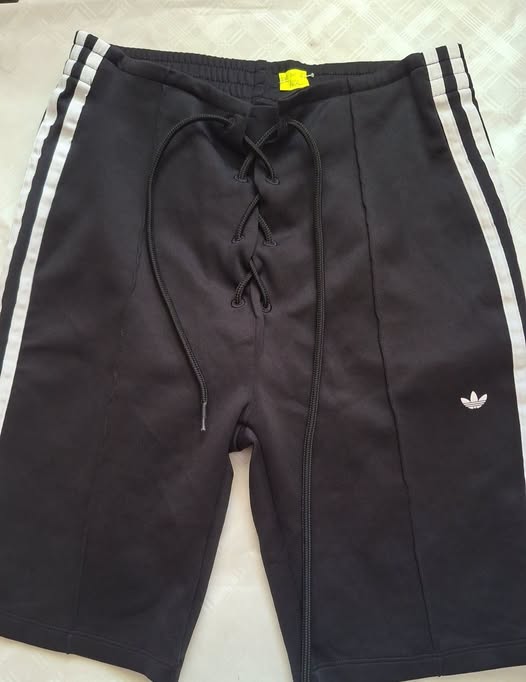 Kraťasy dámské Adidas vel.S elastické ,na gumu s tkaničkou