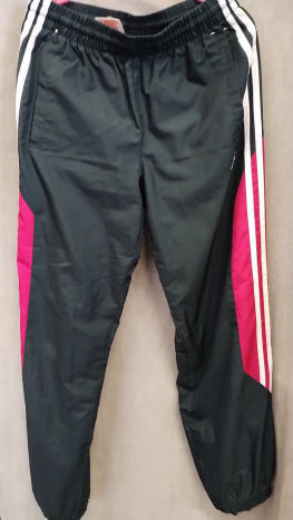 Slabé šusťakové kalhoty Adidas