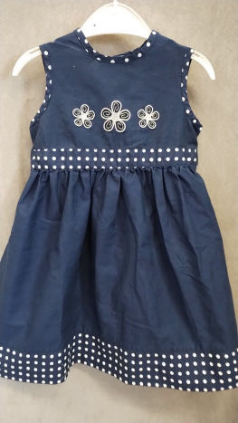 Nové šaty Mothercare