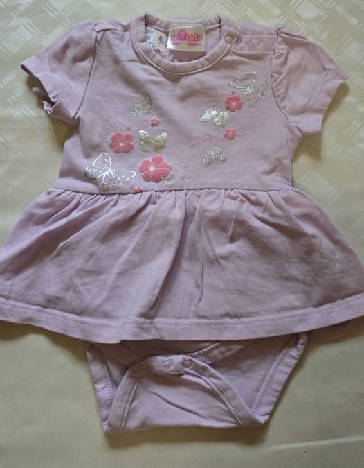 So cute šaty s body