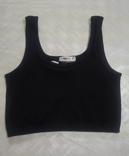 Croptop FB Sister