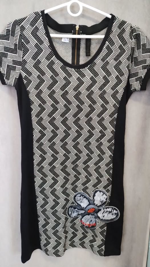 Šaty Desigual